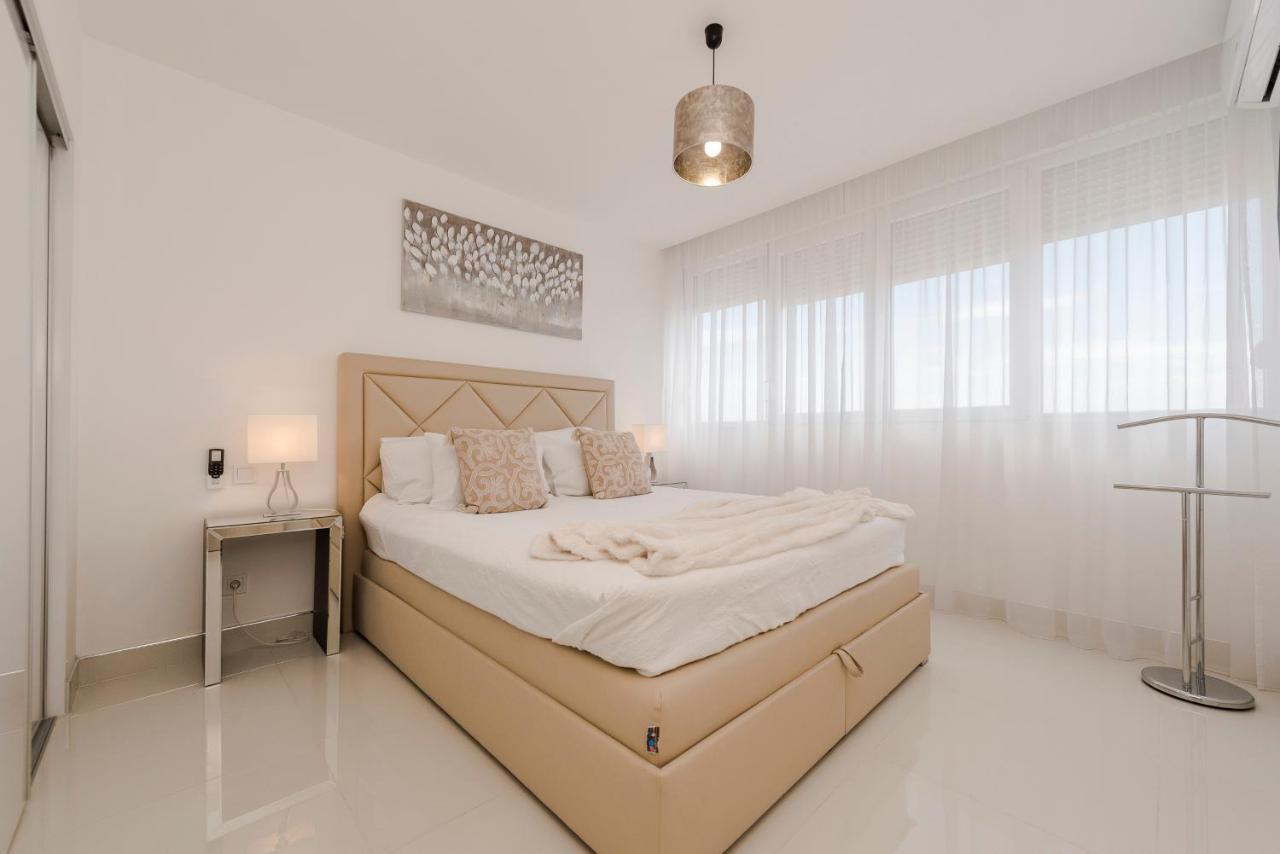 Urban Luxury Apartment Zára Kültér fotó