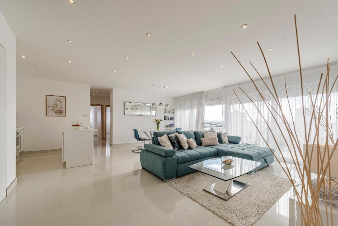 Urban Luxury Apartment Zára Kültér fotó